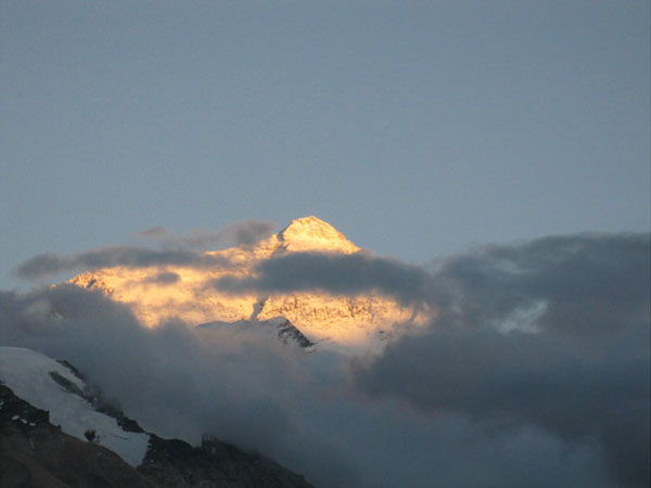 Mount Everest sunrise