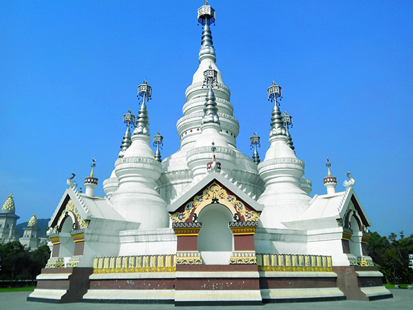 Lingshan Buddhist Palace