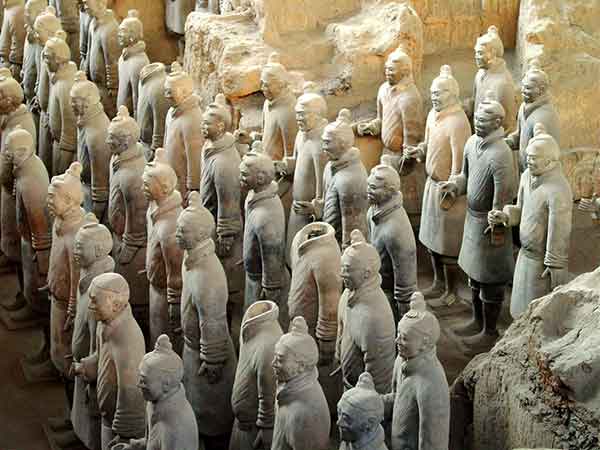 /pic/city/xian/attractions/Qin-Terracotta-Army-22.jpg