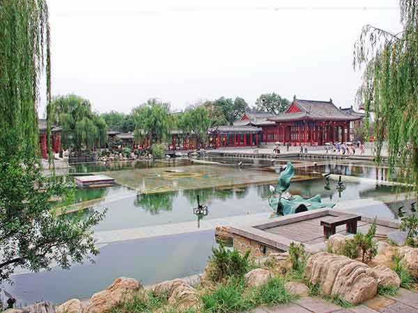 Huaqing Palace