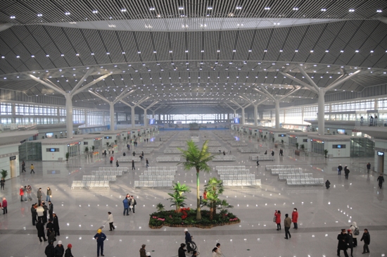 High-Speed Trains from Xian to Guangzhou
