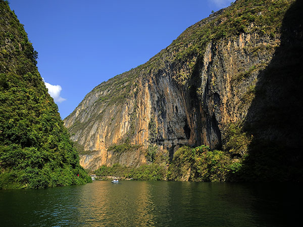 Small Three Gorges