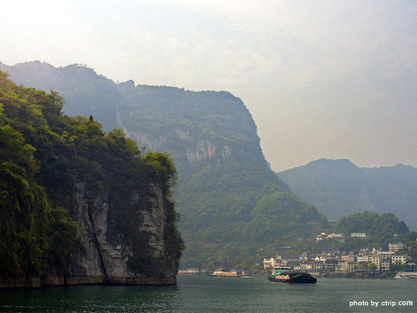 Xiling Gorge