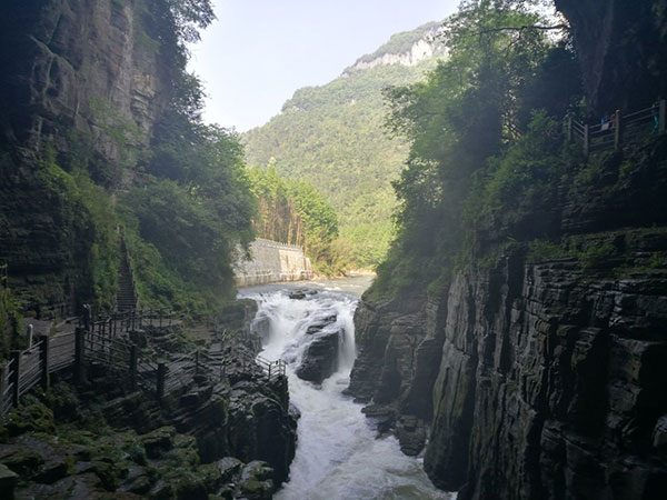 Tenglong Cave