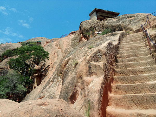 Xumishan Grottoes