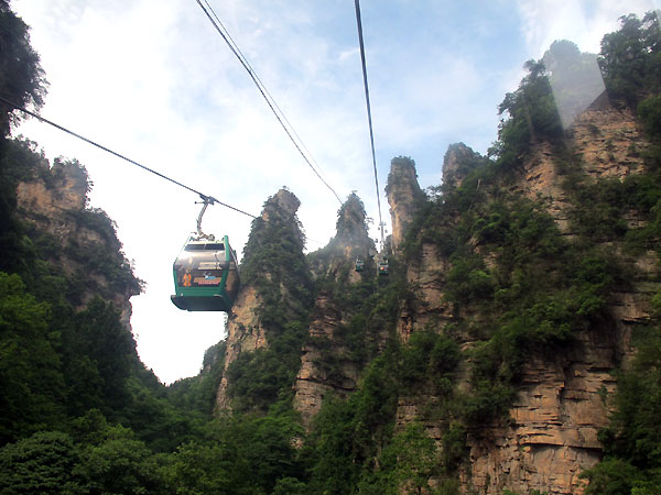 /pic/city/zhangjiajie/attractions/huangshi-village-02.jpg