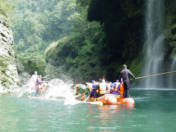 Mengdonghe River Rafting