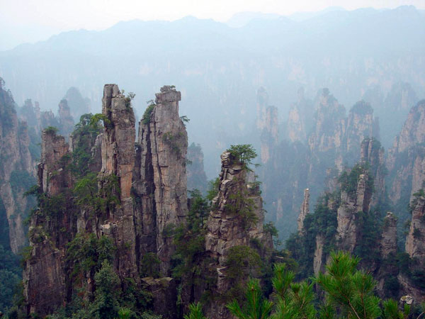 /pic/city/zhangjiajie/attractions/tianzi-mountain-2.jpg