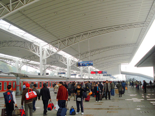 zhangjiajie-railway-station