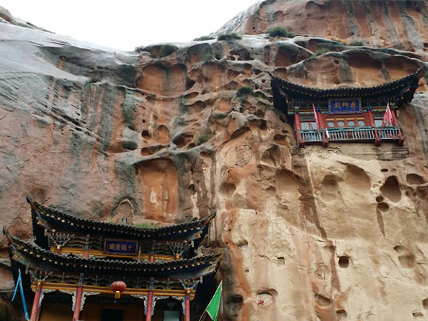 /pic/city/zhangye/attractions/mati-temple-grottoes-01.jpg