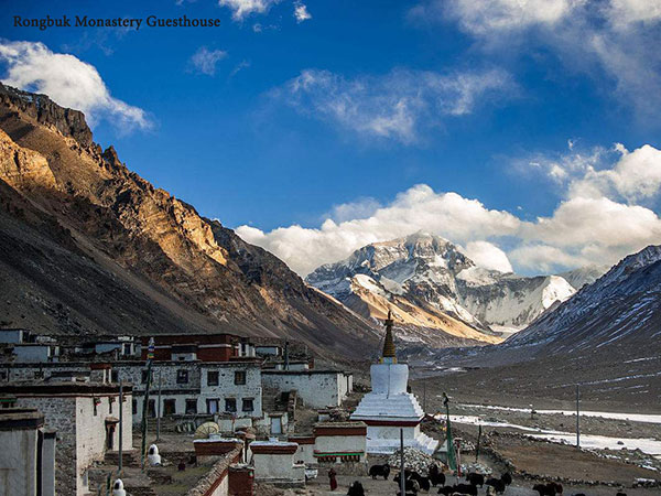 Rongbuk Monastery Guesthouse Rongbuk Monastery Guesthouse