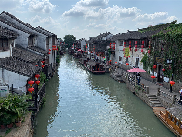 Wonderful China Vacation for Singapore Family