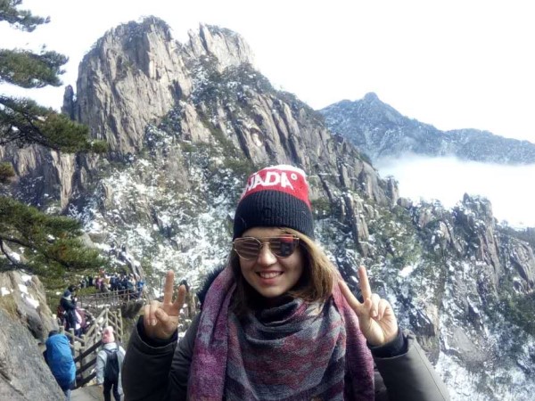 Travel to Yellow Mountains Alone