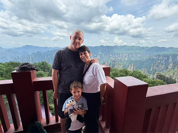 Exploring China Famous Cities in 14 Days