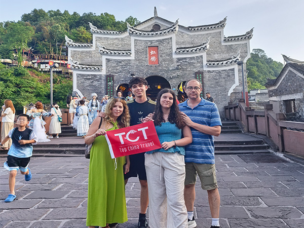 17 Days Private Tour from the Great Wall to the Bund