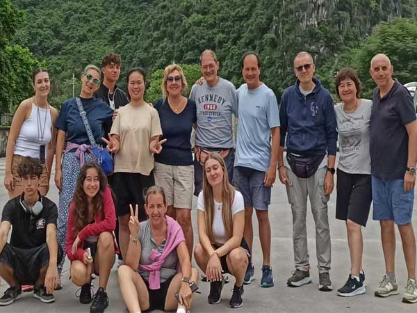 Four Families Exploring China Tour from Italy