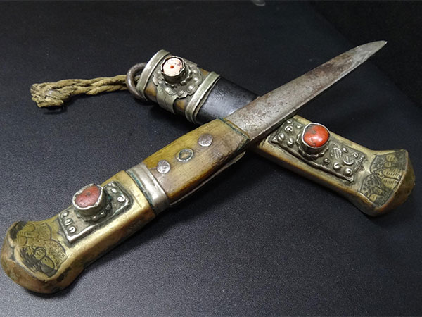 Tibetan Knife