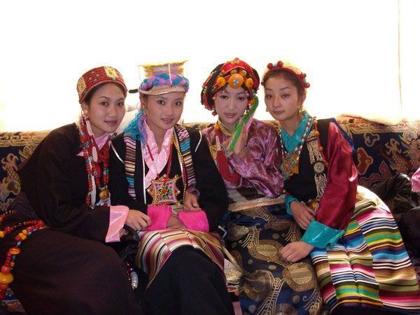 Tibetan Women's Clothes Tibetan Women's Clothes