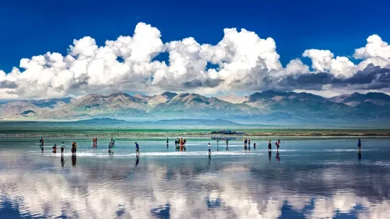 Chaka Salt Lake from Xining — itinerary scenery